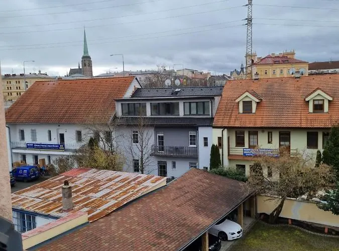 Galerie Lucia 5 -loft Apartment Pilsen